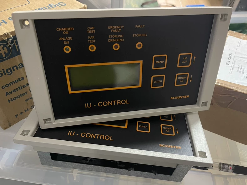 Schuster IU-CONTROL Control Panel