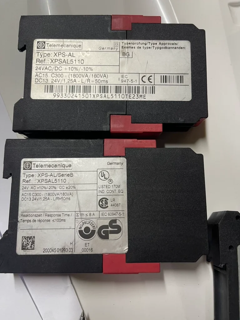 Telemecanique XPSAL5110 Safety Relay