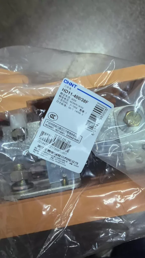 CHINT HD11-400/38F Switch