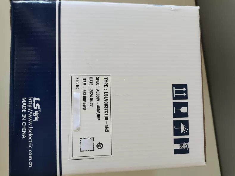 LS LSLV0037C100-4NS Inverter