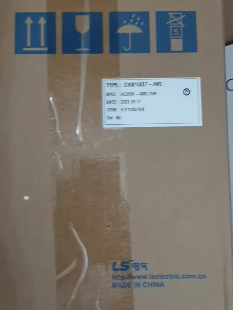 LS SV0015IS7-4NO Inverter thumbnail