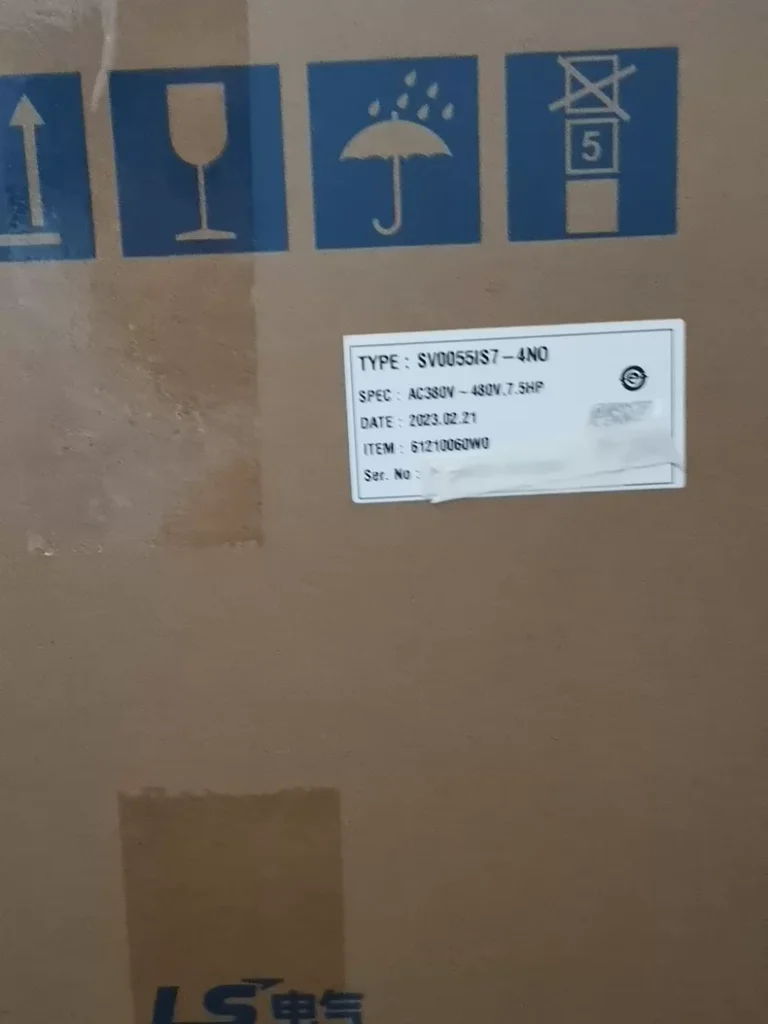 LS SV0055IS7-4NO Inverter thumbnail