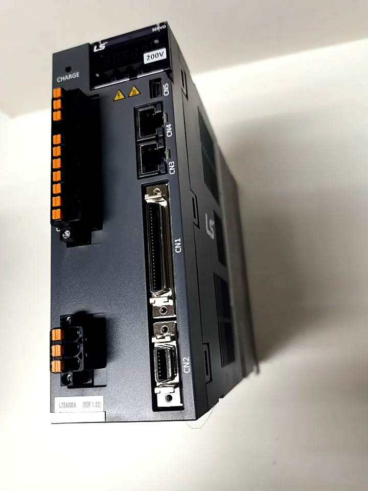 Serv L7SA008A Servo Drive