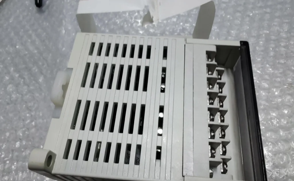 Xinje XD3-16T-E PLC thumbnail