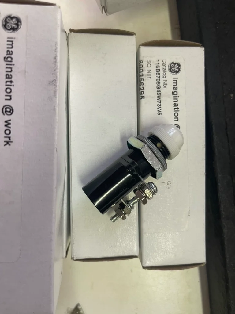 GE 116B6708G45W73W5 Indicator thumbnail