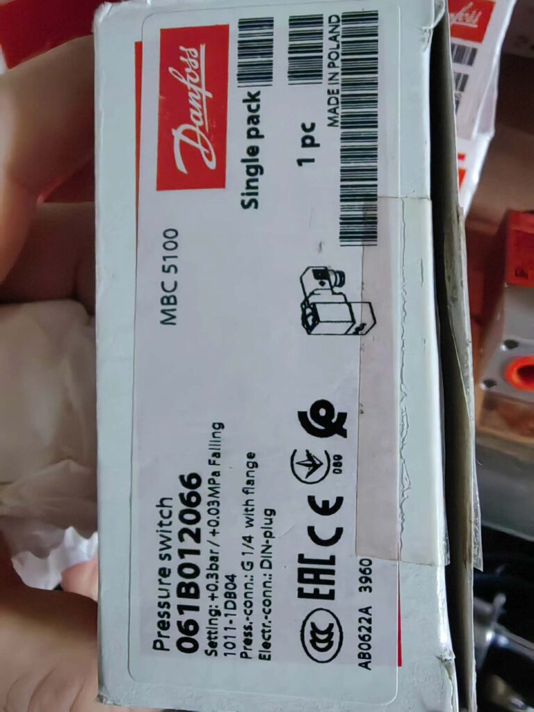Danfoss 061B012066 Switch