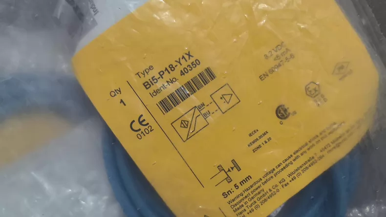 TURCK BI5-P18-Y1X Proximity sensor thumbnail