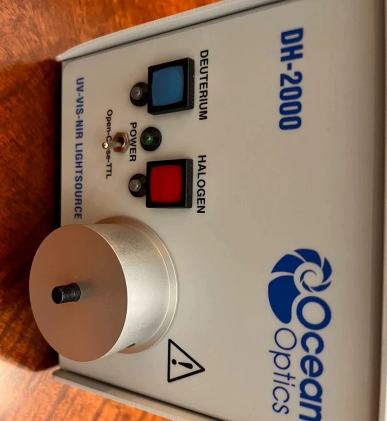 Ocean Optics DH-2000 Light Source