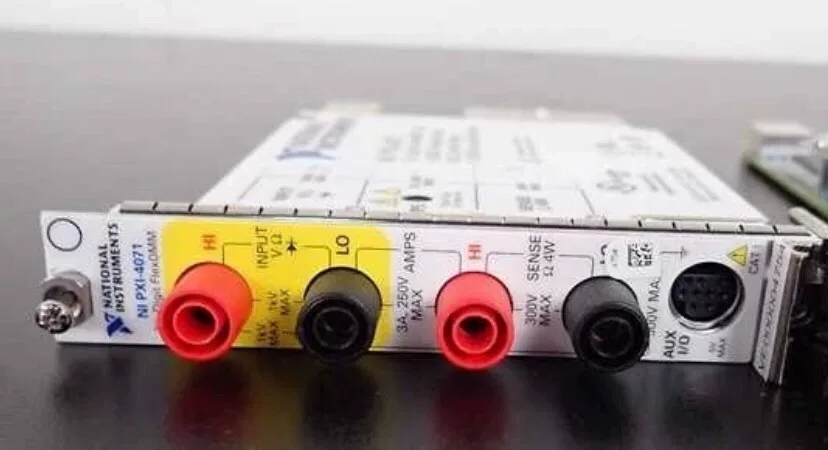 NI PXI-4071 Digital multimeter card thumbnail