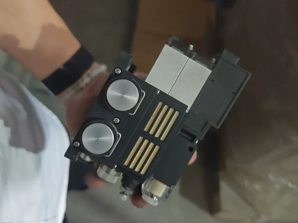 PISCO FVUS011-NA Switch thumbnail
