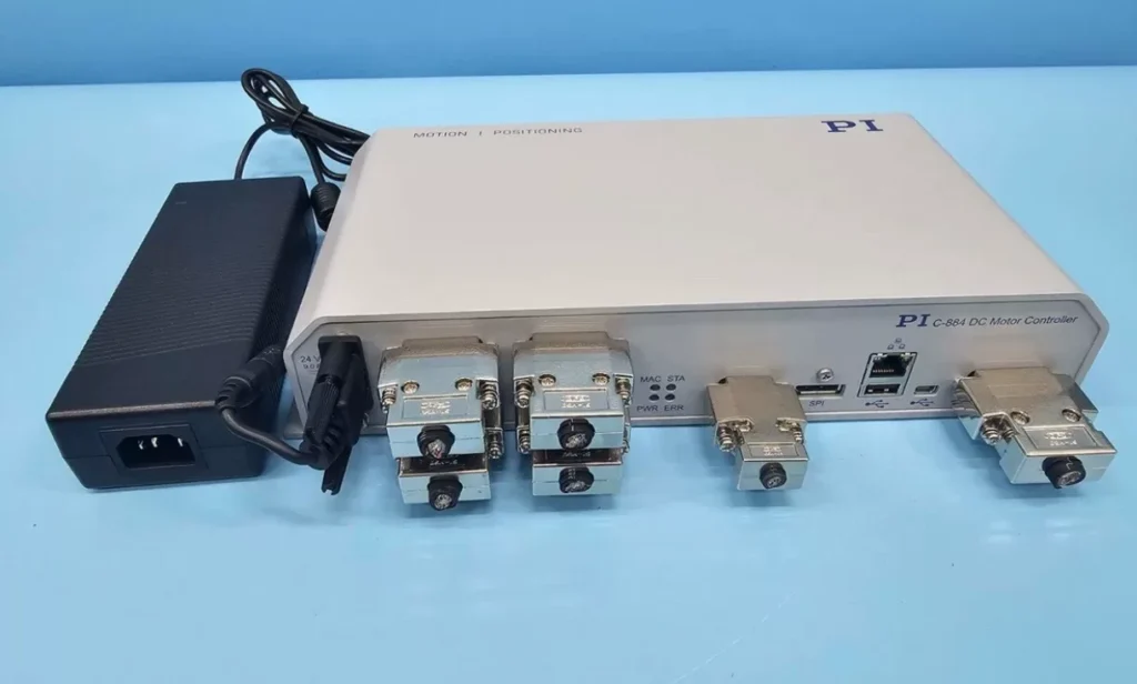 PI C-884.4DC DC motor controller