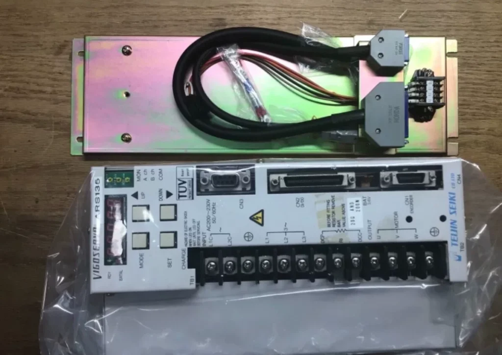 TEIJIN SEIKI VIGOSERVE ARS135-25 Servo drive