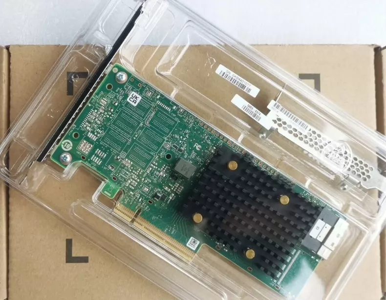 Broadcom 9500-8i