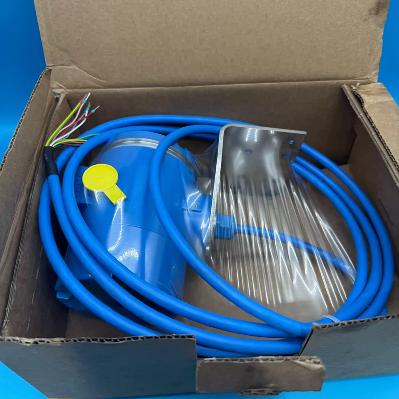 RHEONIK RHE42 Mass Flow Transmitter thumbnail
