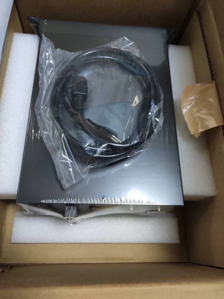TORAY RF-400 Oxygen Analyzer thumbnail