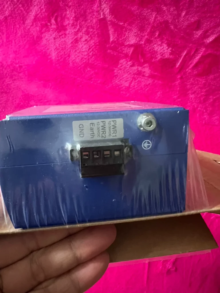 Indu‑Sol 110031000 OPTIrep F1 MM-ST Fiber Optic Converter thumbnail
