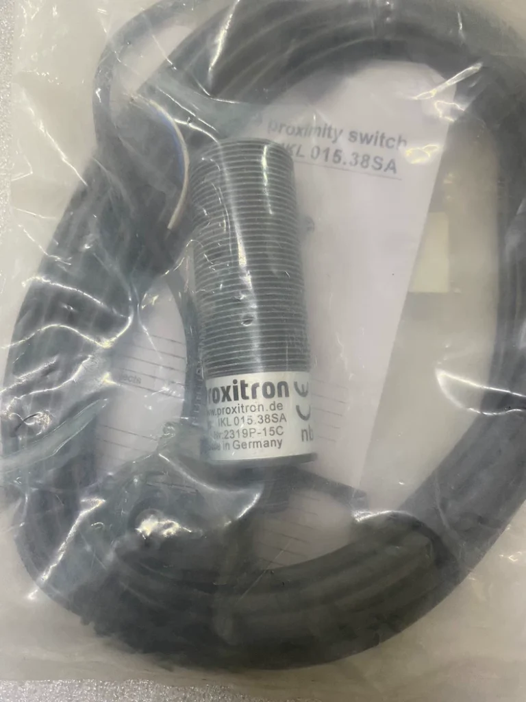 Proxitron IKL015.38SA inductive proximity switches
