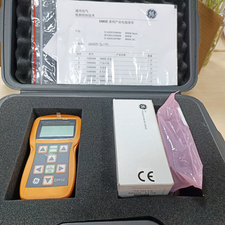GE DM5E Corrosion Thickness Gauges with sensor DA501