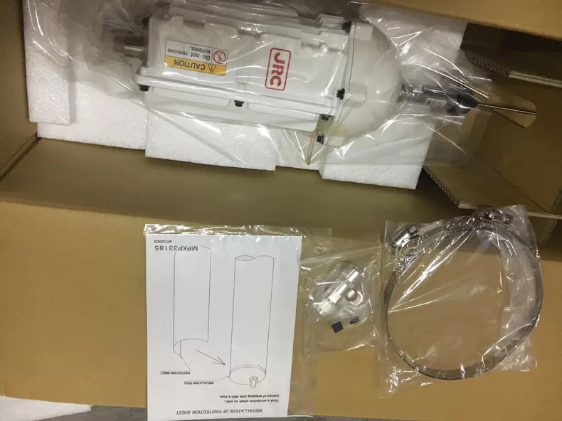 JRC JHS-183 AIS shipborne Automatic Identification System thumbnail