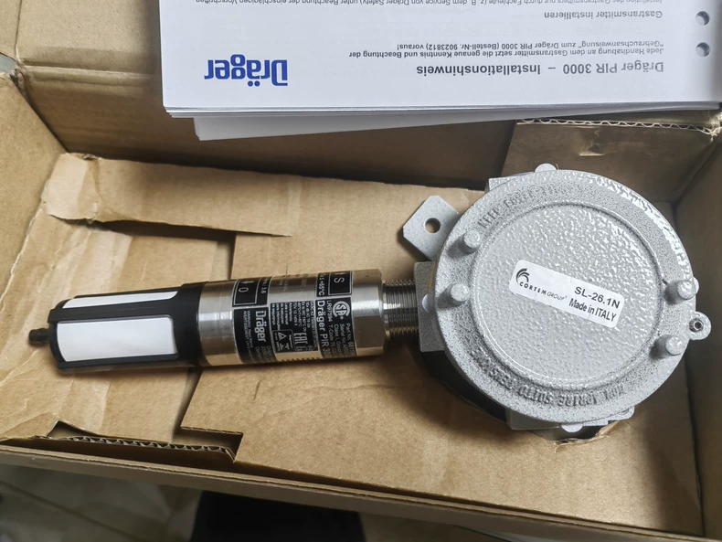 Drager PIR3000 6811180 explosion proof infrared gas detector thumbnail