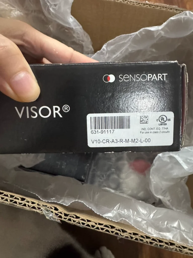 Sensopart V10-CR-A3-R-M-M2-L-00 Code Reader