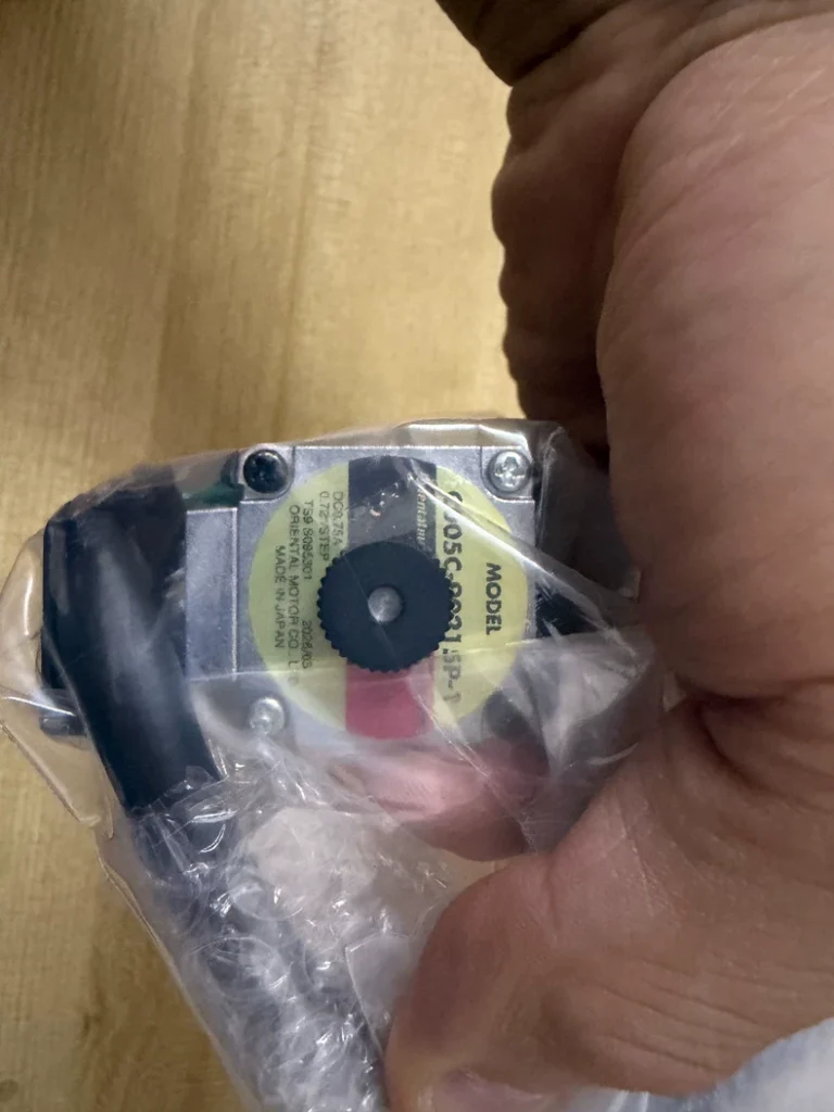 SURUGA SEIKI KGB06050T-LC ball screw goniometer stage thumbnail