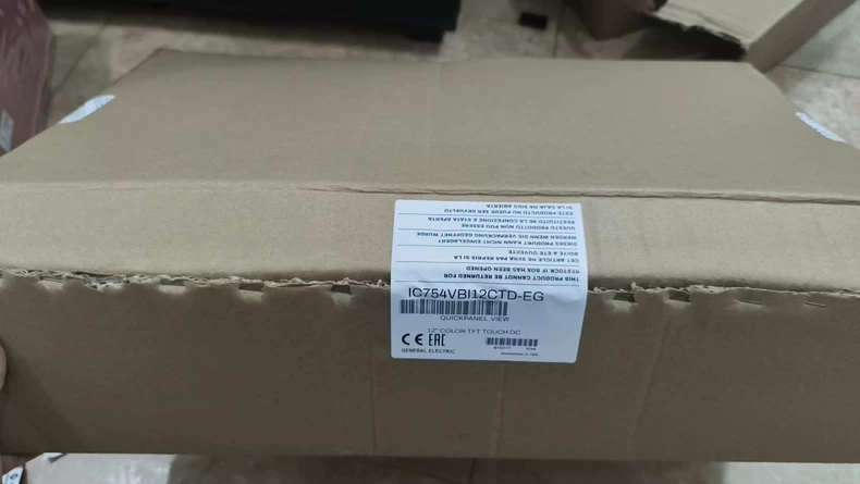 GE IC754VBI12CTD-EG Operator Interface