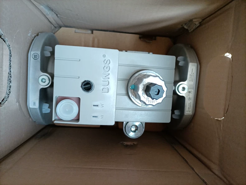Dungs DMV-DLE5065/11 dual modular safety shut-off valve