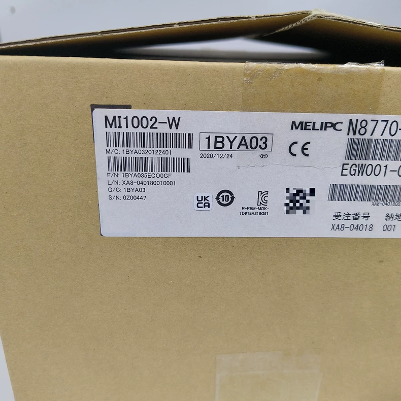Mitsubishi MI1002-W Industrial Computer thumbnail