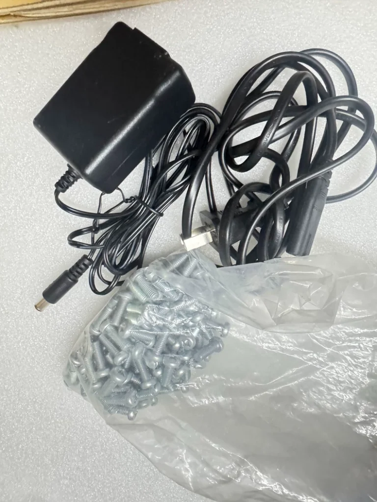 Ohtake FM-3660 Automatic Screw Feeder thumbnail