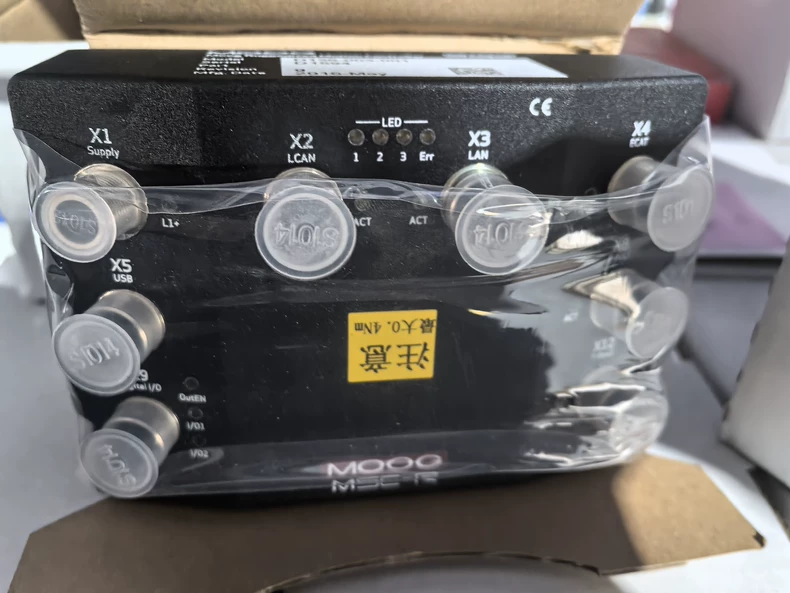 MOOG D136-003-001 Motion Controller thumbnail