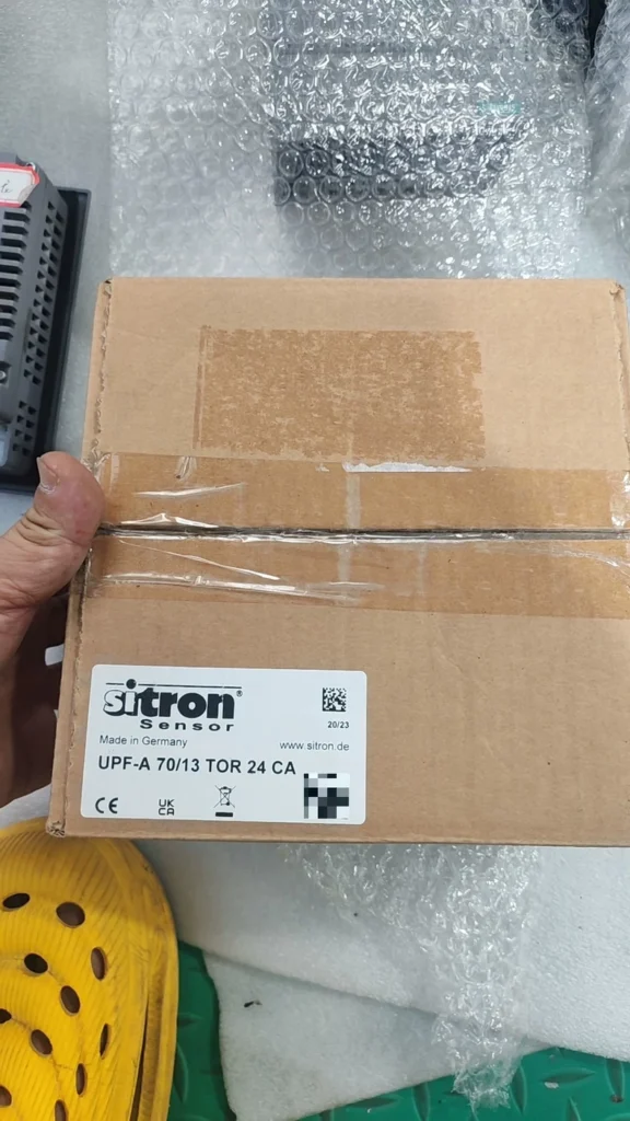 Sitron Sensor UPF-A 70/13 TOR 24 CA ultrasonic fork sensor thumbnail