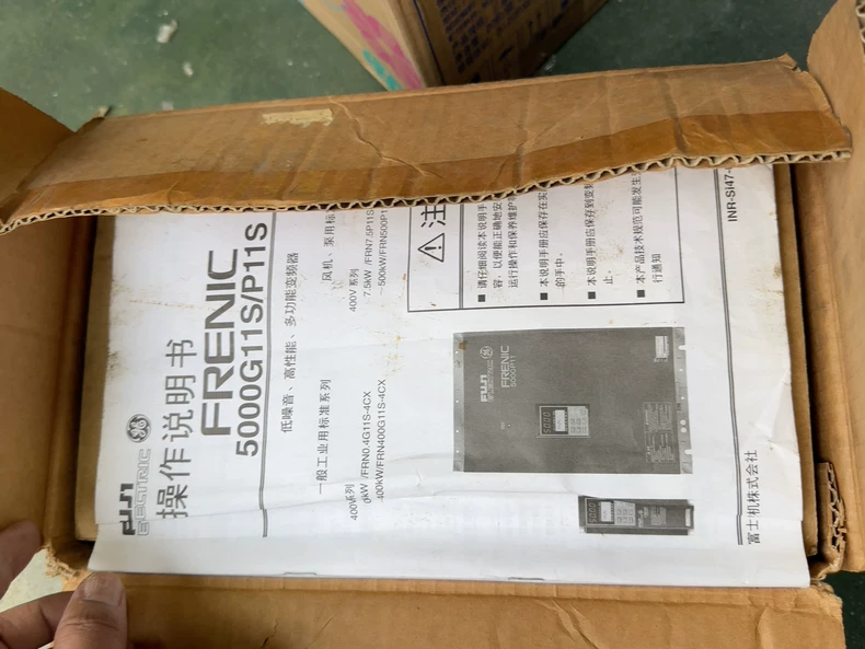 Fuji Electric FRN1.5G11S-4CX AC frequency inverter thumbnail