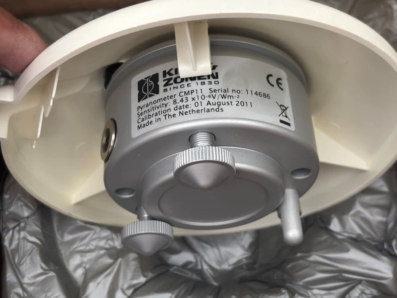 Kipp & Zonen Pyranometer CMP11 solar radiation sensor thumbnail