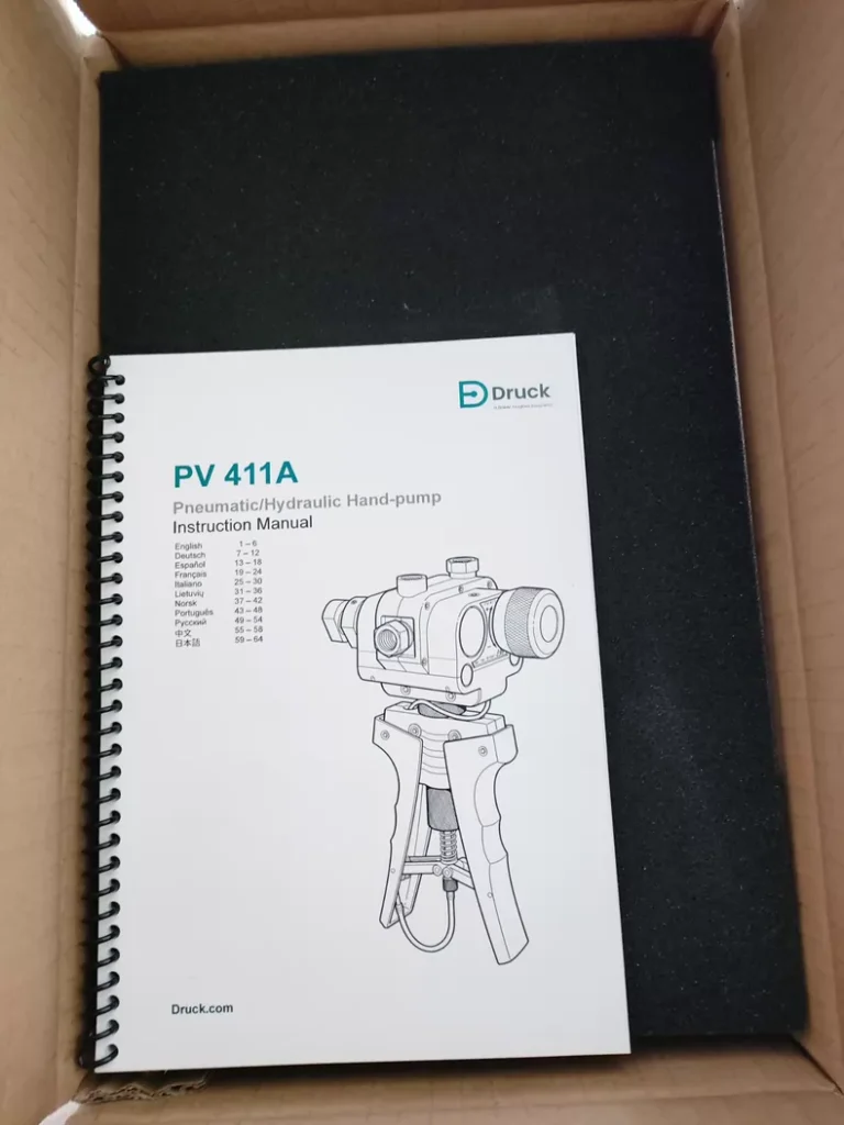 Druck PV411A Pressure Generating Hand Pump thumbnail