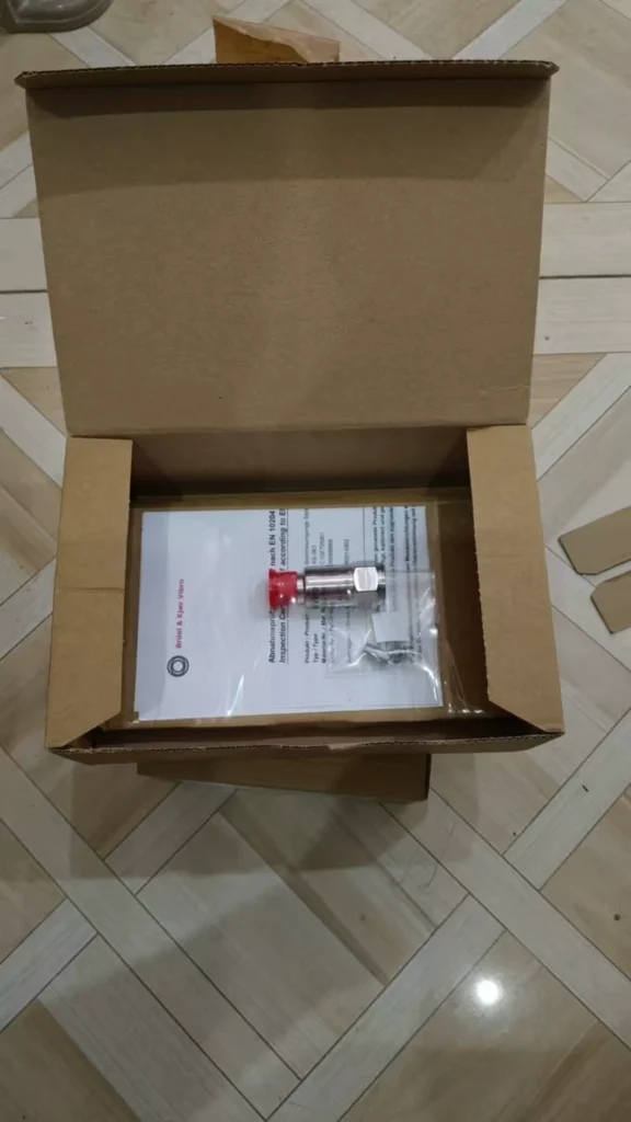 B&K Vibro AS-063 Acceleration Sensor