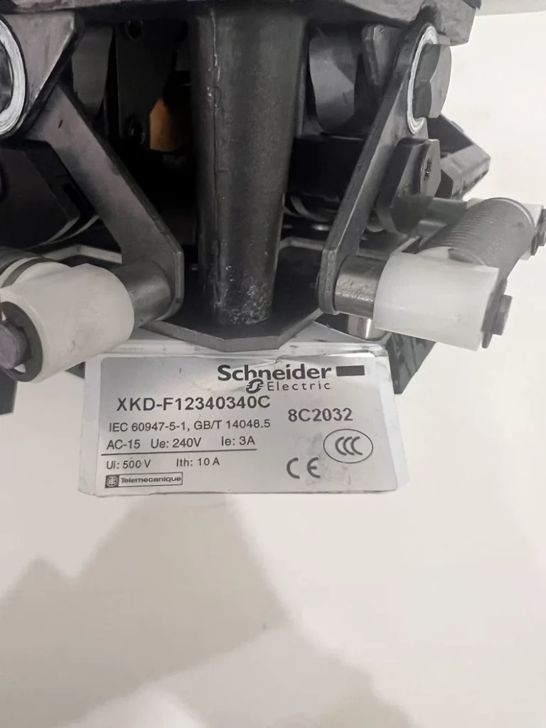 Schneider Electric XKD-F12340340C joystick controller thumbnail