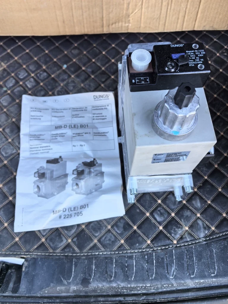 DUNGS MB-DLE420-B01-S52 Multibloc Gas Valve thumbnail