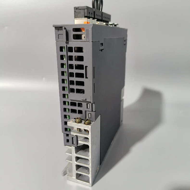 Mitsubishi MR-J5-60B-RJ Servo Drive thumbnail