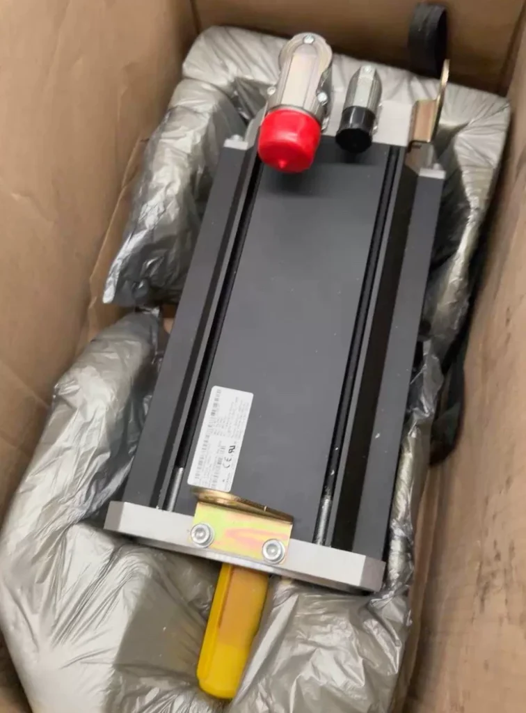EMERSON 190U3D305JARAA215320 Servo Motor